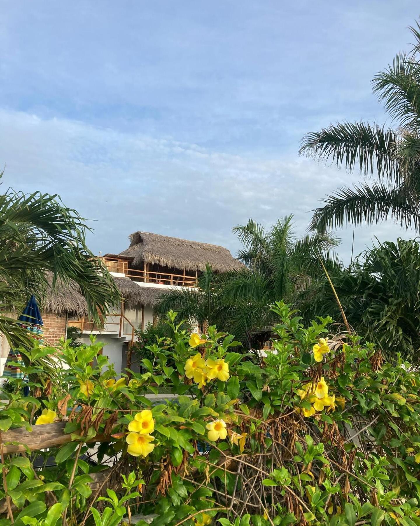 Hotel El Risco Cuatunalco Exterior photo